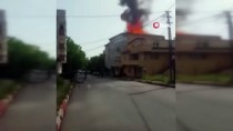(Özel) Sultanbeyli'de Çatı Katı Alev Alev Yandı