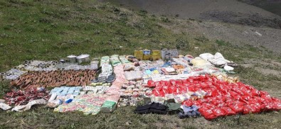 Van'da PKK/KCK Terör Örgütü Operasyonunda 5,5 Ton Tahıl Ve Kuru Bakliyat Ele Geçirildi