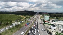 Bayram Seyahati Nedeniyle E-5'Te Oluşan Kilometrelerce Araç Kuyruğu Havadan Görüntülendi