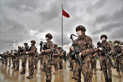 Gururla Ve Başarılarla Geri Döndüler