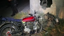 Bindikleri Motosikletle Bahçe Duvarına Çarpan İki Kişi Yaralandı