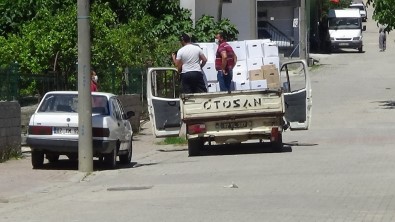 Karantina Bölgesini Hayırseverler Yalnız Bırakmadı