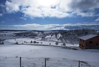 Kargı'da Mayıs Ayında Kar Sürprizi