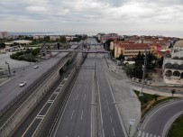 Kısıtlamanın İlk Gününde Yollar Boş Kaldı