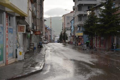 Sarıkamış'ta Cadde Ve Sokaklar Boş Kaldı