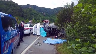 Trabzon'da Yanan Otomobildeki 3 Kişi Öldü, 1 Kişi Yaralandı