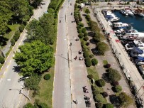 Sahilde Yürüyüş Yapan 65 Yaş Üstü Vatandaşlar Drone İle Görüntülendi