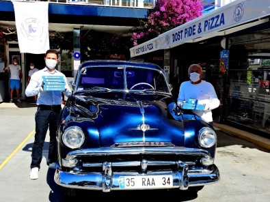 Çeşme'de 65 Yaş Ve Üstüne 1952 Model Arabayla Servis