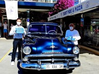 Çeşme'de 65 Yaş Ve Üstüne 1952 Model Arabayla Servis