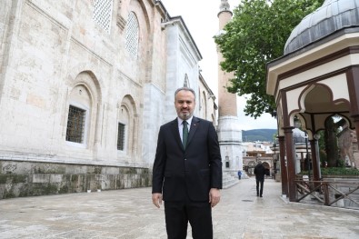Bursa'da Selâtin Camiler Cumaya Hazır