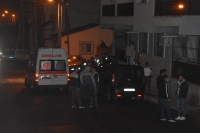 İzmir'de Aranması Bulunan Şahsa Yönelik Operasyonda 1 Kişi İntihar Etti