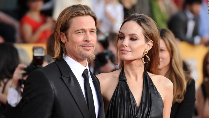 Brad Pitt ve Angelina Jolie yeniden görüşüyor!