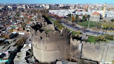 Yasağa uymadı bayramlaşmaya gitti! O ilde çok sayıda kişiye virüs bulaştırdı