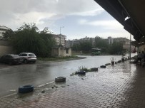 Iğdır'da Kuvvetli Rüzgar, Fırtına Ve Yağmur Etkili Oldu