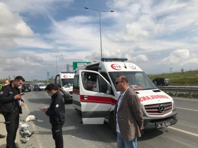 (Özel) Arnavutköy'de Trafik Kazası Açıklaması 1'İ Ağır 5 Yaralı