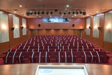 İstanbul'da Bir İlçede Nikah Sonrası Takı Ve Tebrikleşme Yasaklandı