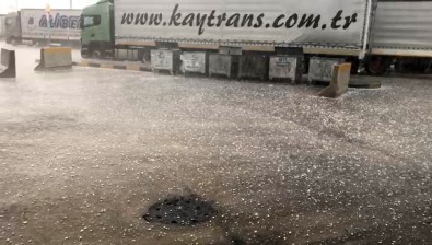 Edirne'de Dolu Yağışı Etkili Oldu