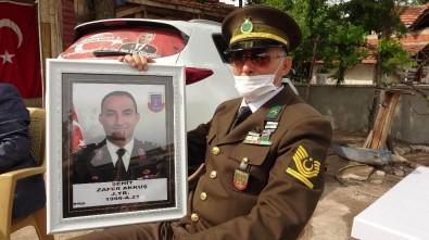 İntikamı Alınan Şehit Binbaşının Emekli Astsubay Babası Açıklaması 'Bugün Benim Bayramım'