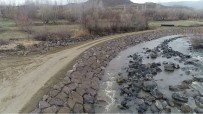 Kars'ta DSİ Köylülerin Arazileri İle Ülke Toprak Kaybını Önlendi Haberi