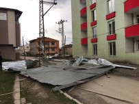 Erzurum'da Şiddetli Rüzgar Binanın Çatısını Uçurdu Haberi
