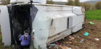 Afyonkarahisar'da Otobüs Tarlaya Devrildi Açıklaması 16 Yaralı Haberi