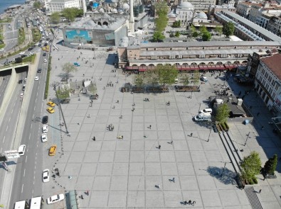 Eminönü Meydanı'nda Korona Virüse Rağmen Alışveriş Yoğunluğu Yaşandı