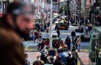 Bakırköy Meydanı'nda Dikkat Çeken Yoğunluk
