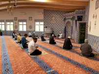 MİLLİ GÖRÜŞ - Camiler yeniden ibadete açıldı