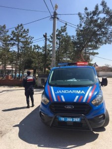 Balıkesir'de Jandarma Aranan 82 Kişiyi Yakaladı