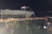 Tavşanlı'da Trafik Kazası Açıklaması 3 Yaralı