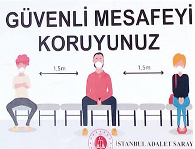 Tepki çeken o afişler toplatıldı!