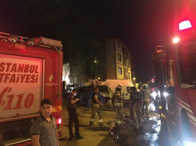 Ataşehir'de Ambalaj Fabrikasında Yangın