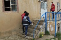 Cumhurbaşkanlığınca Gönderilen Hediye Paketleri Vatandaşlara Ulaştırıldı