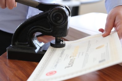 Diplomalar Evlere Gidecek