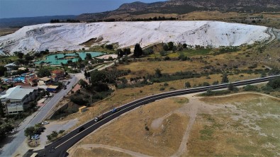 Dünyaca Ünlü Pamukkale'nin Turizm Yolu 28 Yılın Ardından Yenilendi