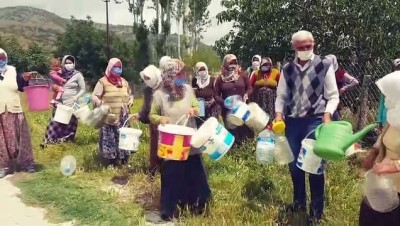 Amasya'da Mahalle Sakinlerinden 'Sularının Akmadığı' İddiasıyla Oturma Eylemi