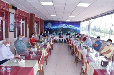 Başkan Bünül Açıklaması 'Ceyhan Devlet Hastanesi İnşaatının Yüzde 99'U Tamamlandı'