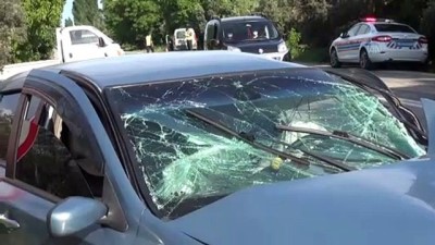 Bursa'da Trafik Kazasında 3 Kişi Yaralandı