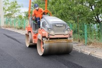 İzmit Belediyesi'nden Gündoğdu'da Asfalt Seferberliği