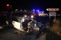 Sivas'ta Trafik Kazası Açıklaması 1'İ Ağır 4 Yaralı