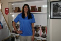 Galatasaray'da Işıl Alben'den Sonra Tilbe Şenyürek De Takımdan Ayrıldı