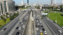 İstanbul'da Akşam Saatlerinde Trafik Yoğunluğu