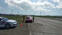 Kars'ta Jandarma Trafik Uygulamasını Sürdürüyor