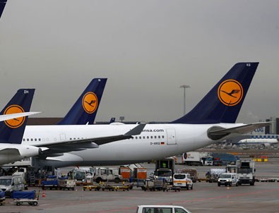 Lufthansa 22 bin personeli kapının önüne koyacak!