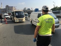 (ÖZEL)İstanbul'da Minibüslere 'Yeni Normal' Denetimi