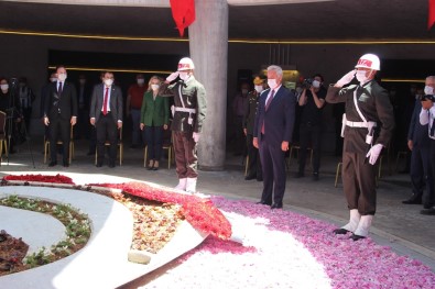 9. Cumhurbaşkanı Süleyman Demirel, Ölümünün 5. Yılında Kabri Başında Anıldı