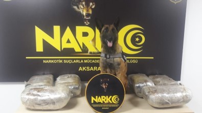 Aksaray'da Minibüste 19 Kilo 550 Gram Esrar Ele Geçirildi