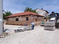 Altıntaş'ta Kilitli Parke Taşı Döşeme Çalışmaları