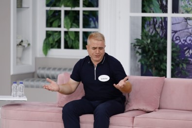 Esra Erol'da Bir Garip Olay