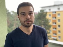 Almanya'da Türk Ailenin Her İki Çocuğu Da Ellerinden Alındı